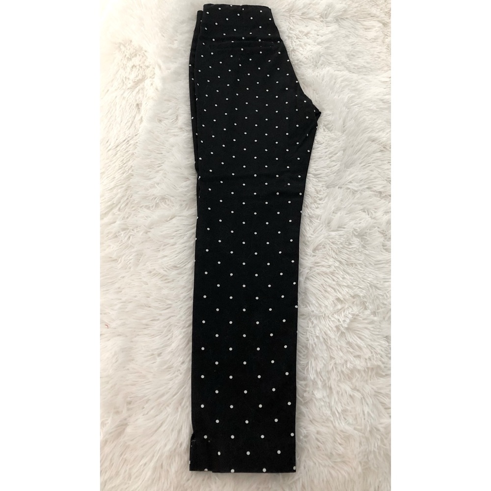 Old Navy, Size-0, black with white polka dots skinny pants. Good condition.